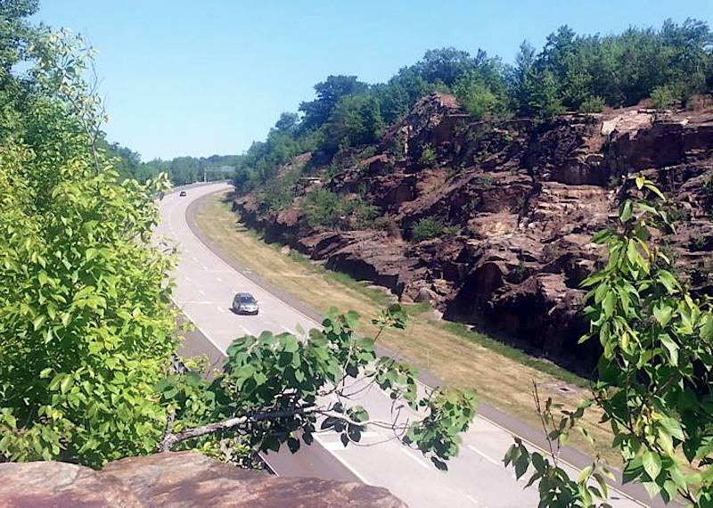 Cliff View - Route 25